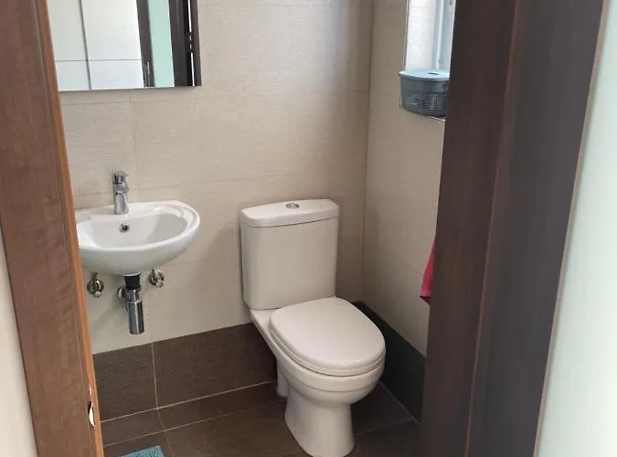 Windjammer - Gozo Seaview & Citadel Charm ホームステイ *