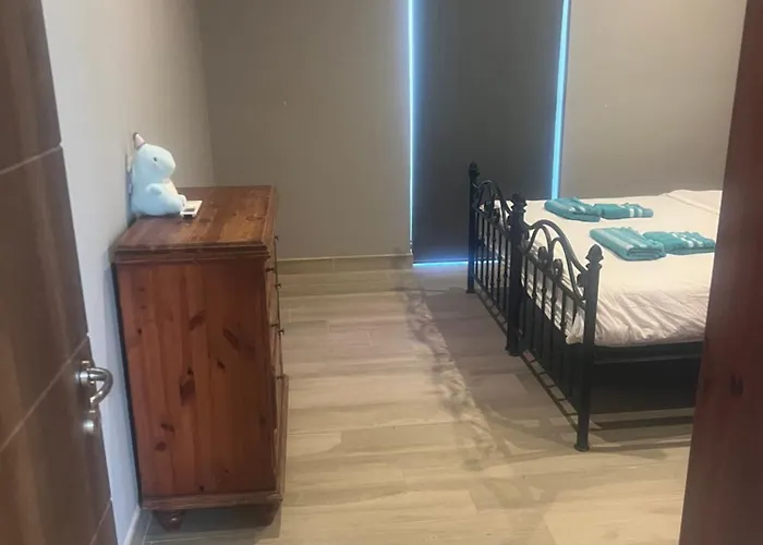 ホームステイ Windjammer - Gozo Seaview & Citadel Charm *